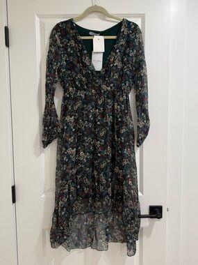 Evereve Floral Wrap Midi Dress in Dark Green